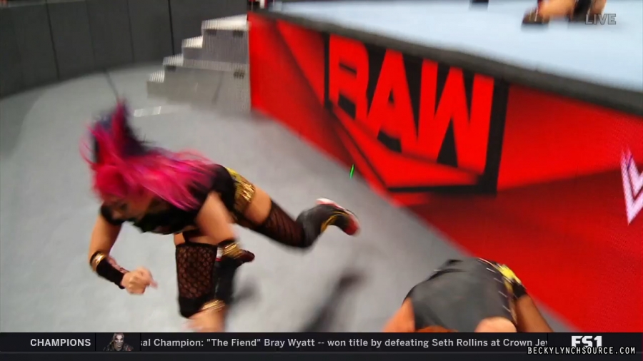 Click to view full size image
==============
beckybackstage20200121_Still970.jpg beckybackstage20200121_Still970.jpg