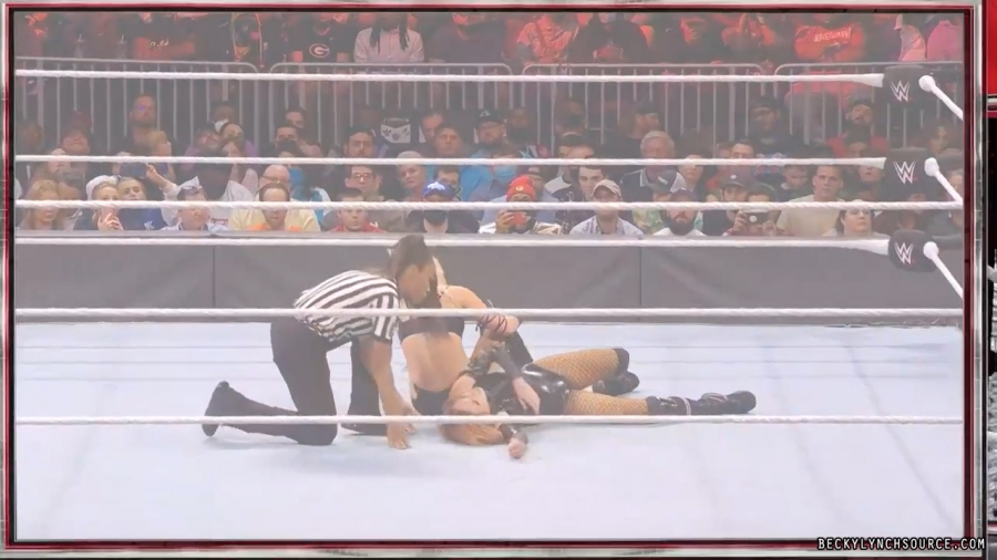 beckyppv20220101_00_15_53_00_Still1335.jpg