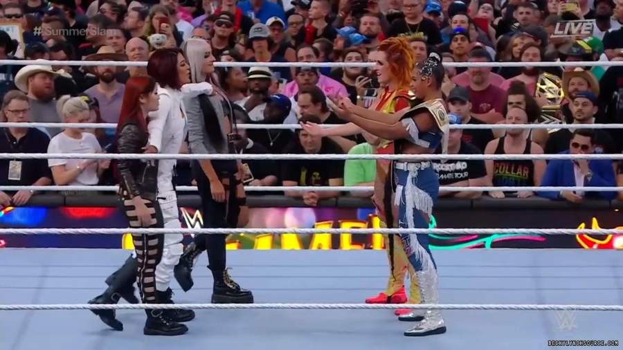 beckyppv20220730_00_27_04_15_Still2323.jpg