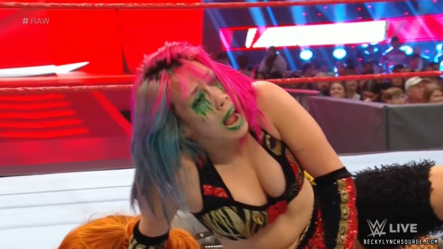 beckyraw20191209_Still1097.jpg