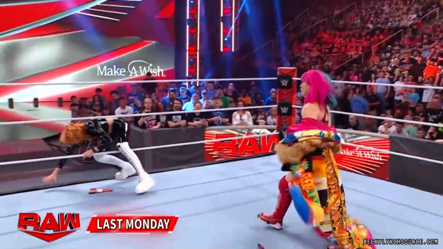 beckyraw20220502_00_00_48_00_Still078.jpg