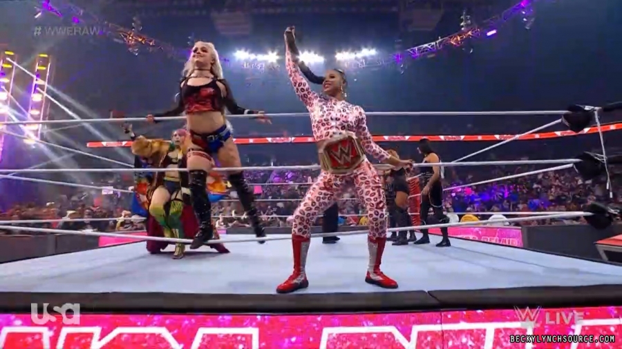 beckyraw20220502_00_07_26_15_Still495.jpg