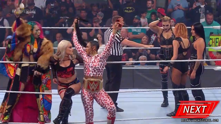 beckyraw20220502_00_07_53_15_Still511.jpg