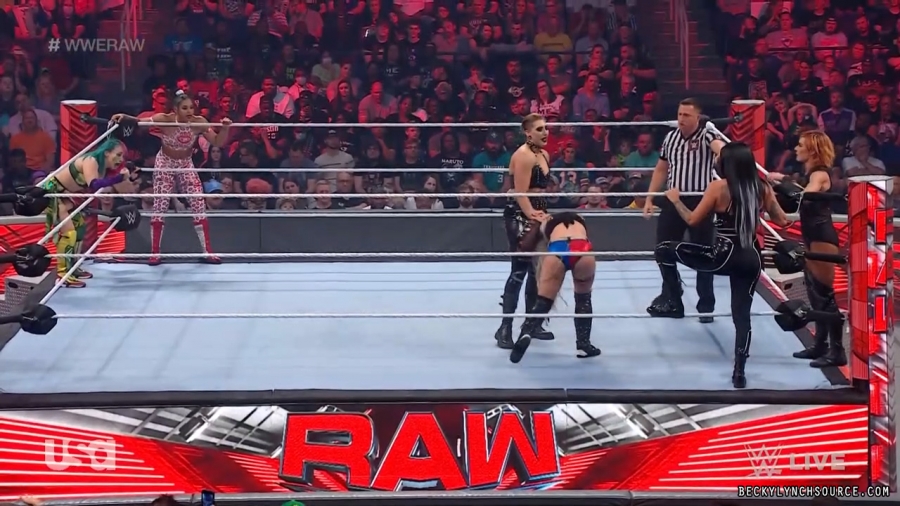 beckyraw20220502_00_13_26_15_Still805.jpg