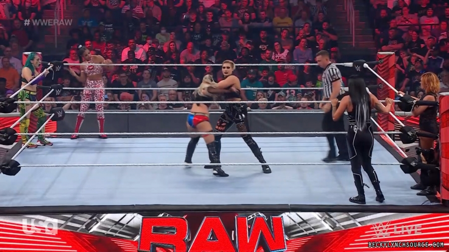 beckyraw20220502_00_13_43_15_Still816.jpg