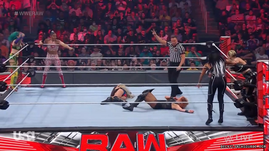 beckyraw20220502_00_14_36_15_Still912.jpg