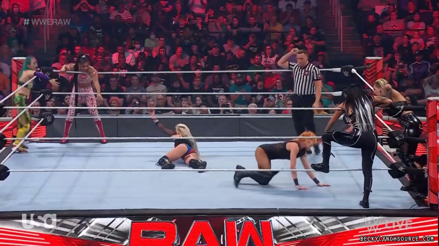 beckyraw20220502_00_14_39_15_Still917.jpg