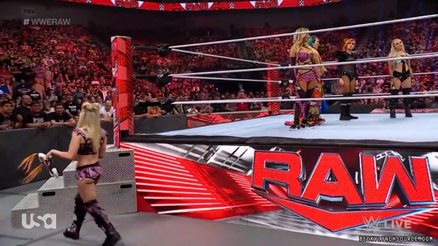 beckyraw20220620_00_05_03_11_Still340.jpg