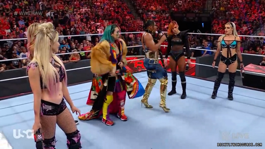beckyraw20220620_00_05_41_26_Still379.jpg