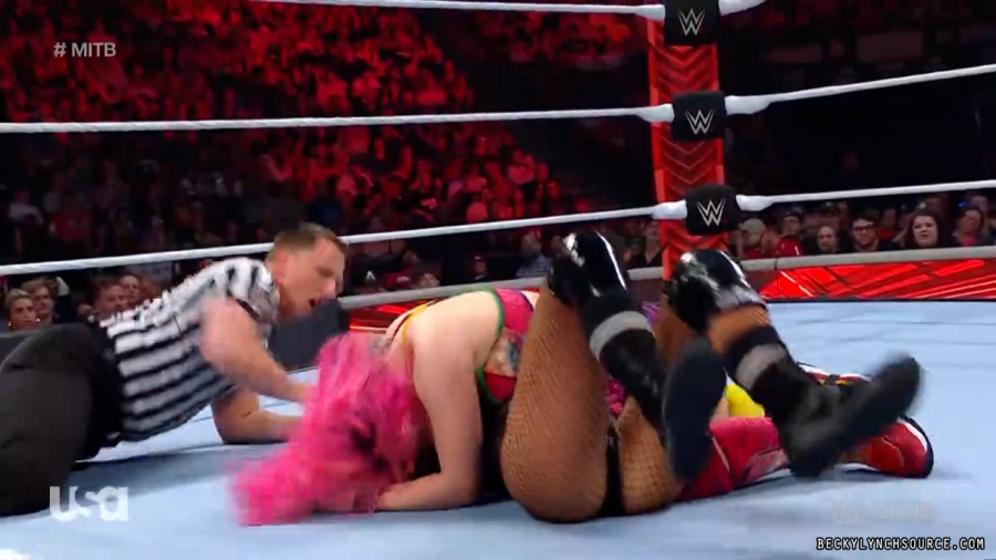 beckyraw20220620_00_24_49_15_Still1520.jpg