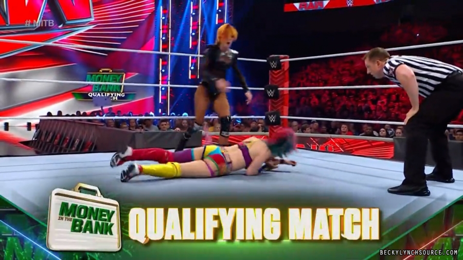 beckyraw20220620_00_25_28_00_Still1585.jpg