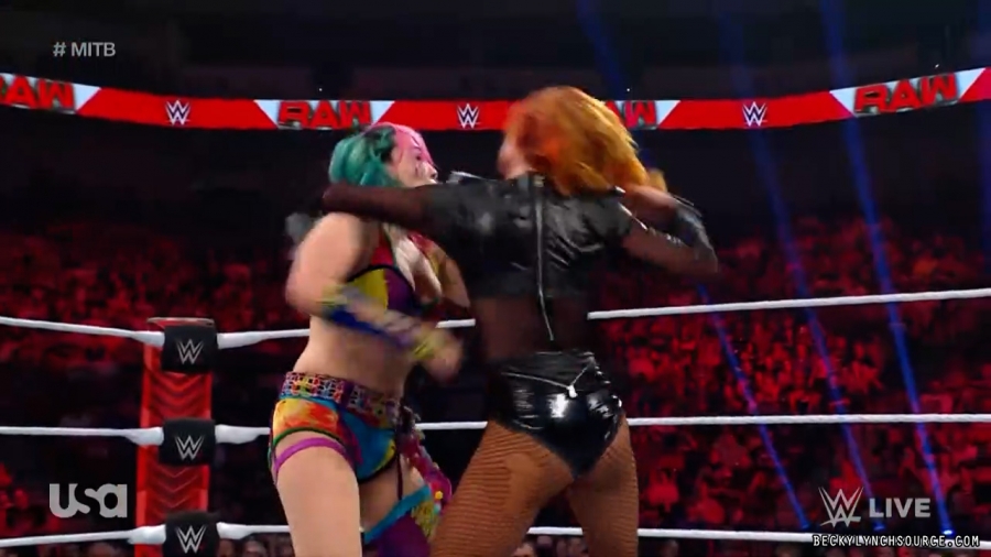 beckyraw20220620_00_26_00_15_Still1639.jpg