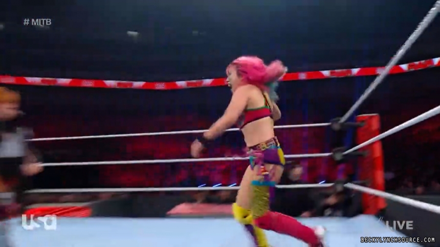 beckyraw20220620_00_26_19_00_Still1673.jpg
