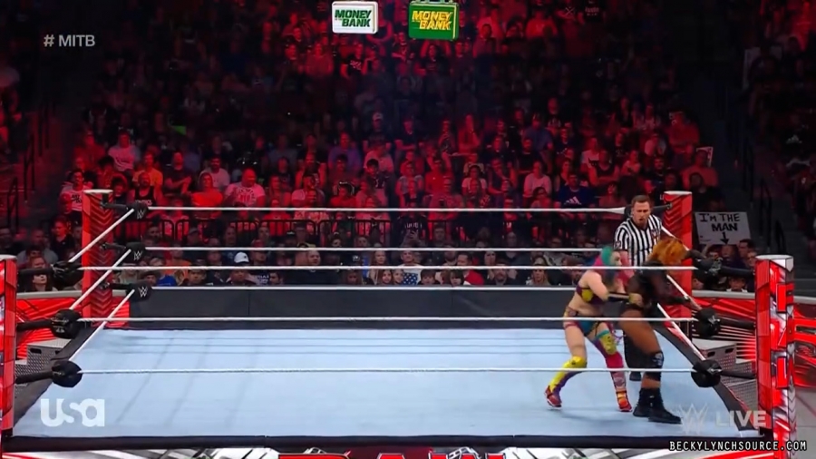 beckyraw20220620_00_26_31_00_Still1684.jpg