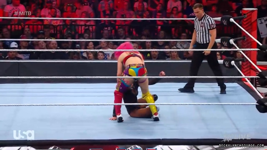 beckyraw20220620_00_26_41_15_Still1705.jpg