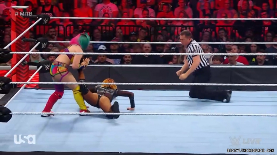 beckyraw20220620_00_27_45_00_Still1813.jpg