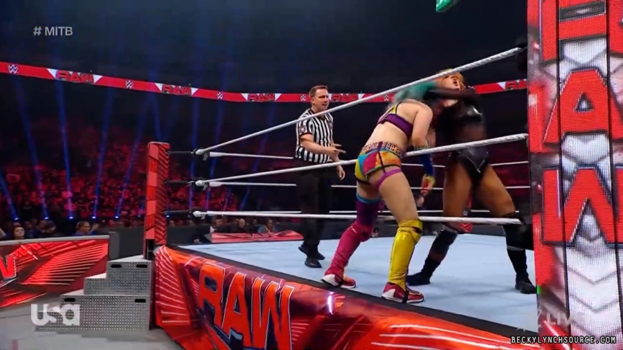 beckyraw20220620_00_28_24_15_Still1892.jpg