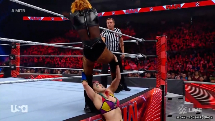 beckyraw20220620_00_29_23_15_Still1991.jpg