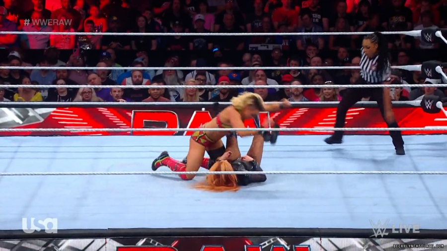 beckyraw20230710_00_01_31_05_Still368.jpg