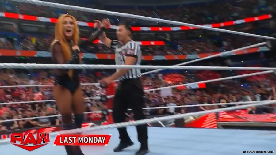 beckyraw20230731_00_00_55_15_Still123.jpg