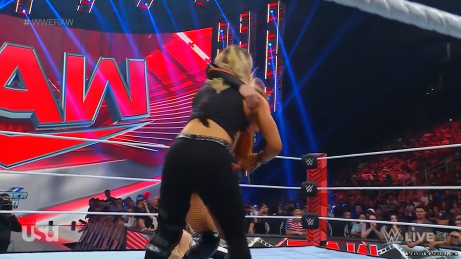 beckyraw20230731_00_02_18_20_Still395.jpg