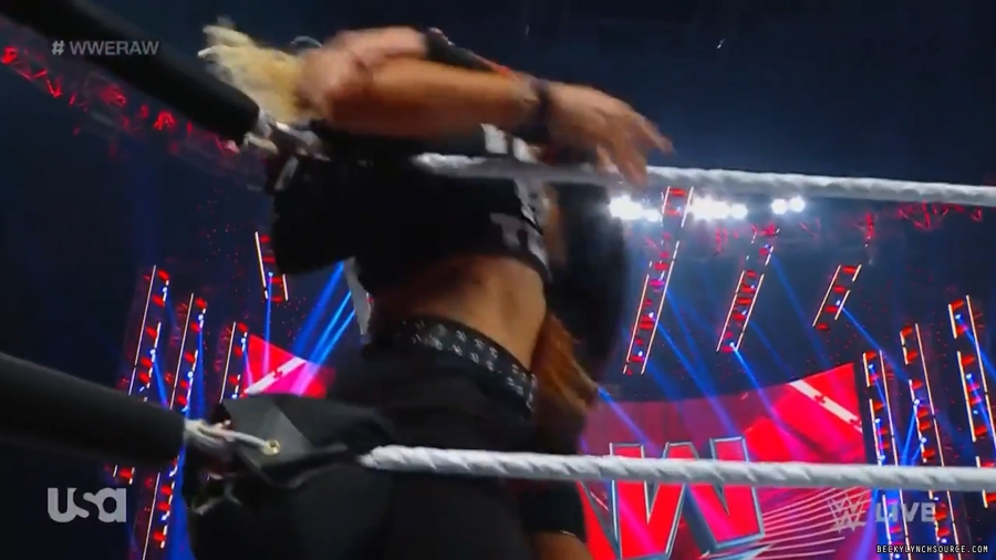 beckyraw20230731_00_02_19_05_Still398.jpg