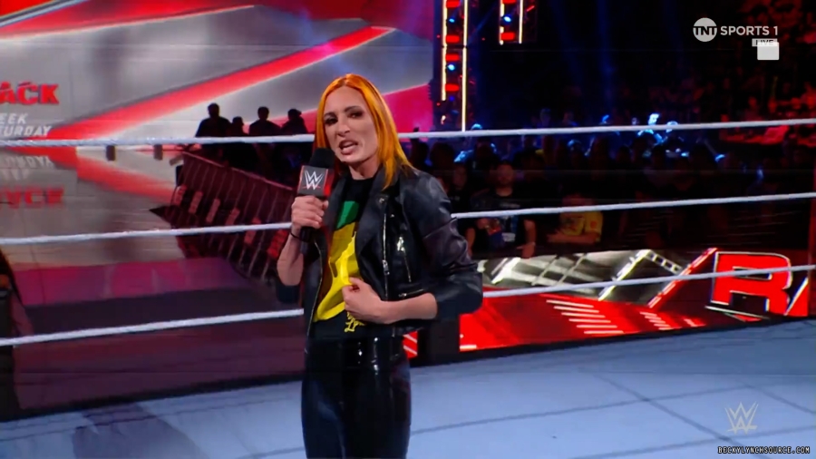 beckyraw20230812_00_01_22_05_Still243.jpg