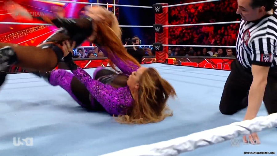 beckyraw20240101_00_02_16_10_Still549.jpg