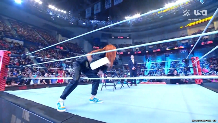 beckyraw20240506_00_00_51_25_Still098.jpg