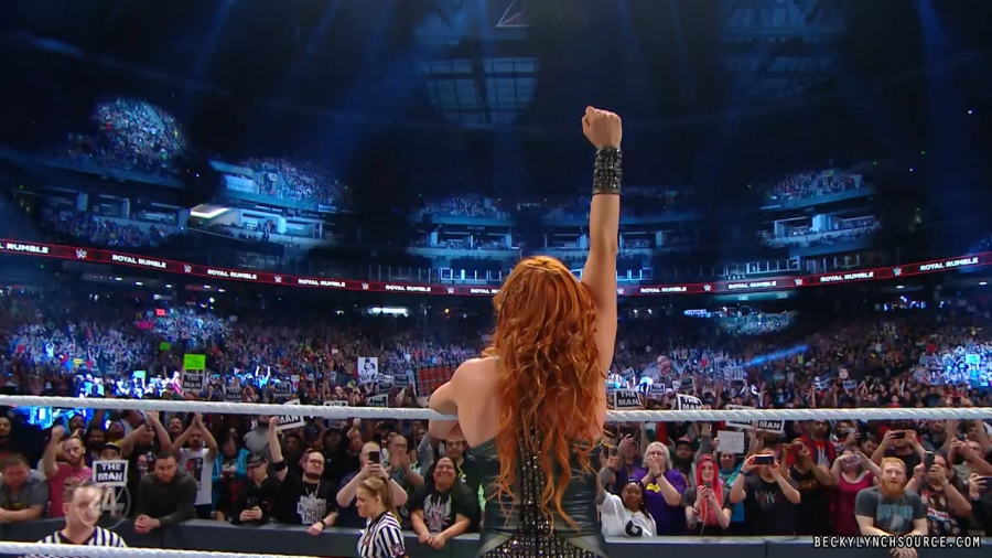 beckywwe24theman_Still3465.jpg