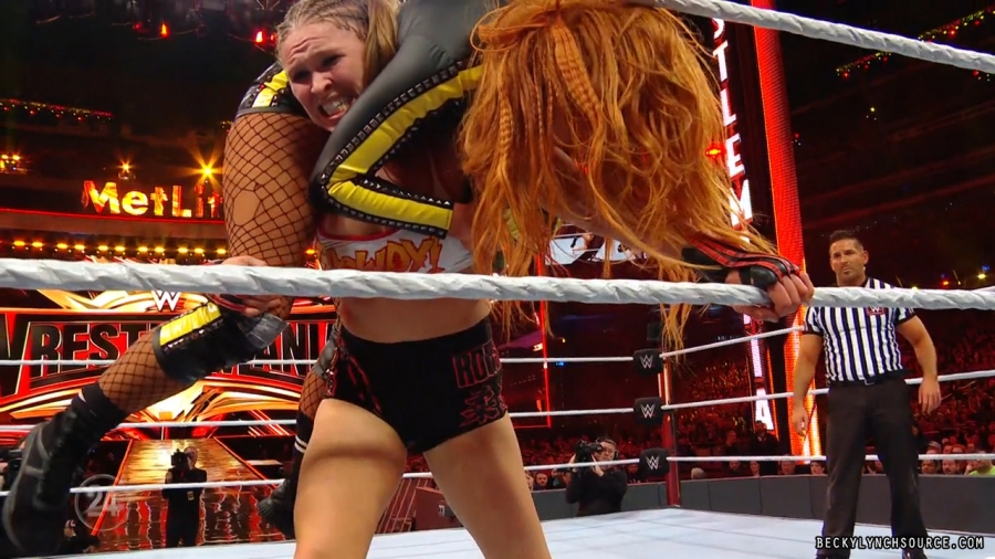 beckywwe24theman_Still4638.jpg