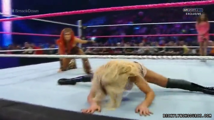 Becky20151015_Still030.jpg