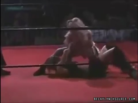 Rebecca_Knox_vs__Daizee_Haze_-_SHIMMER_Still180.jpg