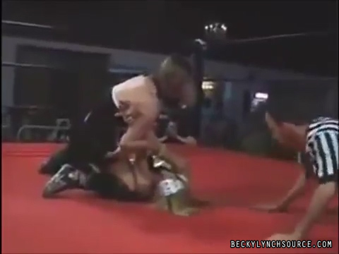 Rebecca_Knox_vs__Daizee_Haze_-_SHIMMER_Still480.jpg