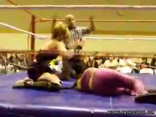 Supergirls_Championship_Match_Still093.jpg