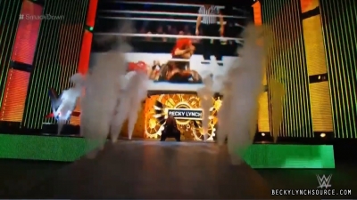 Becky20151126_Still021.jpg