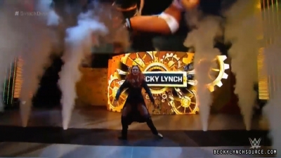 Becky20151126_Still026.jpg
