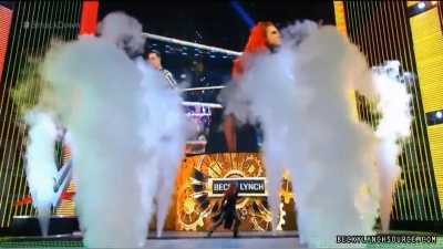 Becky20151217_Still022.jpg