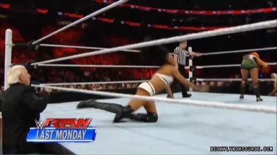 Becky20151217_Still066.jpg