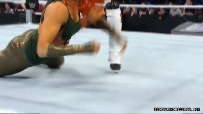 Becky20151217_Still174.jpg