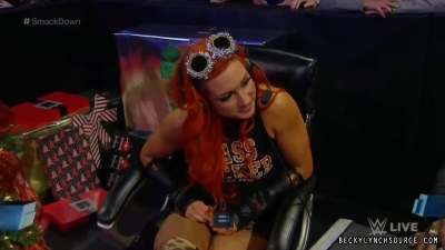 Becky20151222_Still039.jpg
