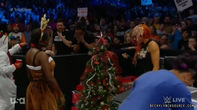 Click to view full size image
==============
Becky20151222_Still113.jpg Becky20151222_Still113.jpg