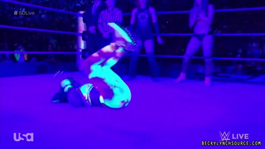 Becky20160906_Still591.jpg