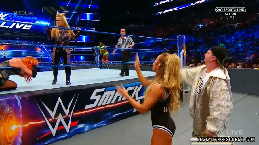Becky20170822_Still295.jpg