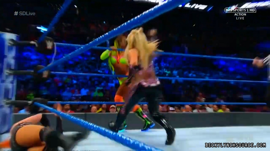 Click to view full size image
==============
Becky20170822_Still395.jpg Becky20170822_Still395.jpg