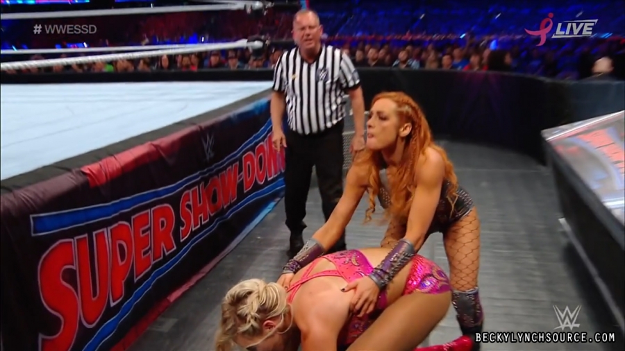 BeckyPPV20181006_Still586.jpg