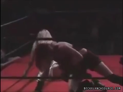 sRebecca_Knox_vs__Daizee_Haze_-_SHIMMER_Still225.jpg