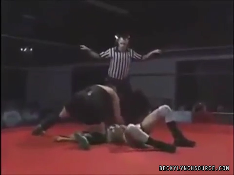 sRebecca_Knox_vs__Daizee_Haze_-_SHIMMER_Still522.jpg