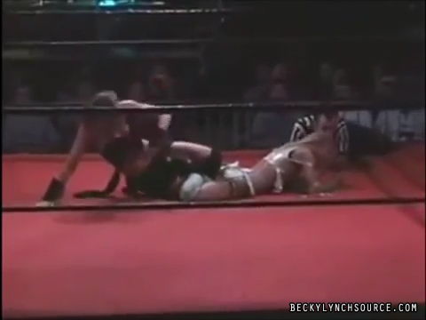 sRebecca_Knox_vs__Daizee_Haze_-_SHIMMER_Still686.jpg