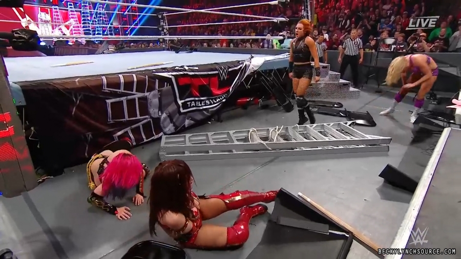 beckyppv20191215_Still1465.jpg